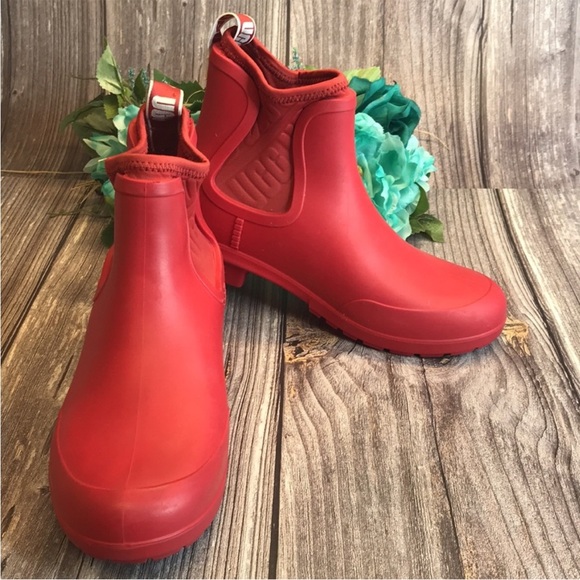 UGG Shoes - Uggs Droplet Chevonne Ribbon Red Women's Ankle Rain Boots. 
Size 6